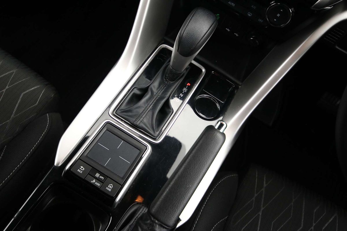 2019 Mitsubishi Eclipse Cross Black Edition YA