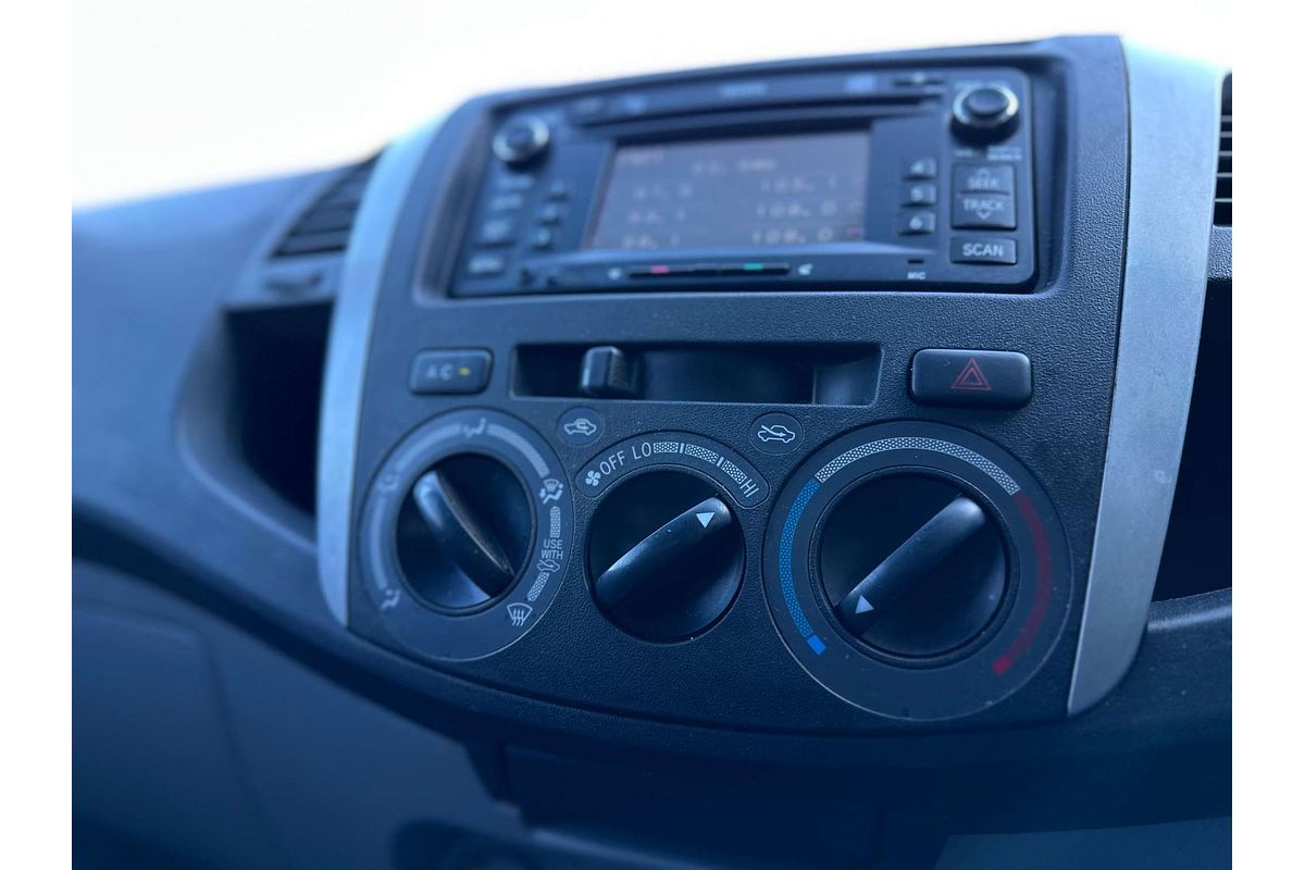 2010 Toyota Hilux SR5 KUN26R 4X4