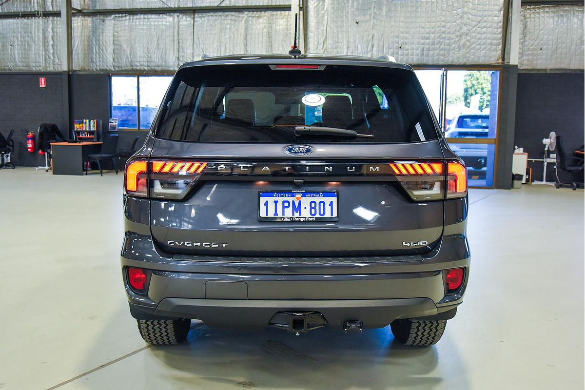 2024 Ford Everest Platinum