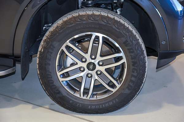 2024 Ford Everest Platinum