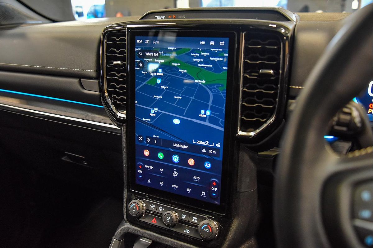 2024 Ford Everest Platinum