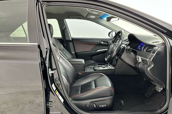 2017 Toyota Camry Atara SX ASV50R