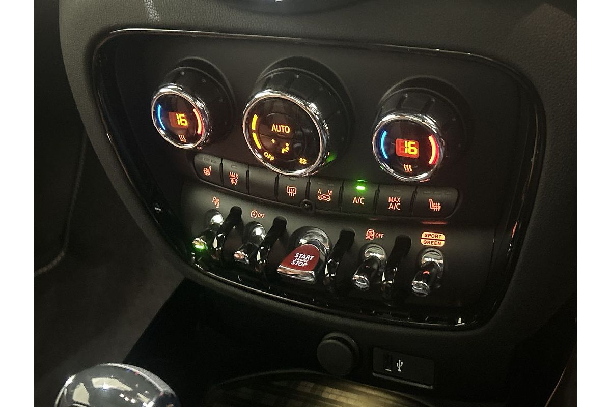 2021 MINI Clubman Cooper S MINI Yours F54 LCI