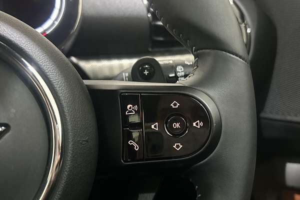 2021 MINI Clubman Cooper S MINI Yours F54 LCI