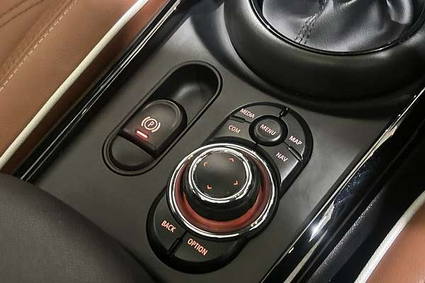 2021 MINI Clubman Cooper S MINI Yours F54 LCI