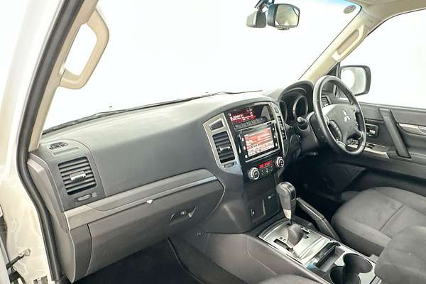 2020 Mitsubishi Pajero GLX NX