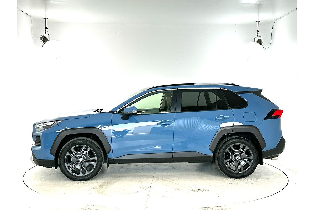 2022 Toyota RAV4 Edge AXAA54R