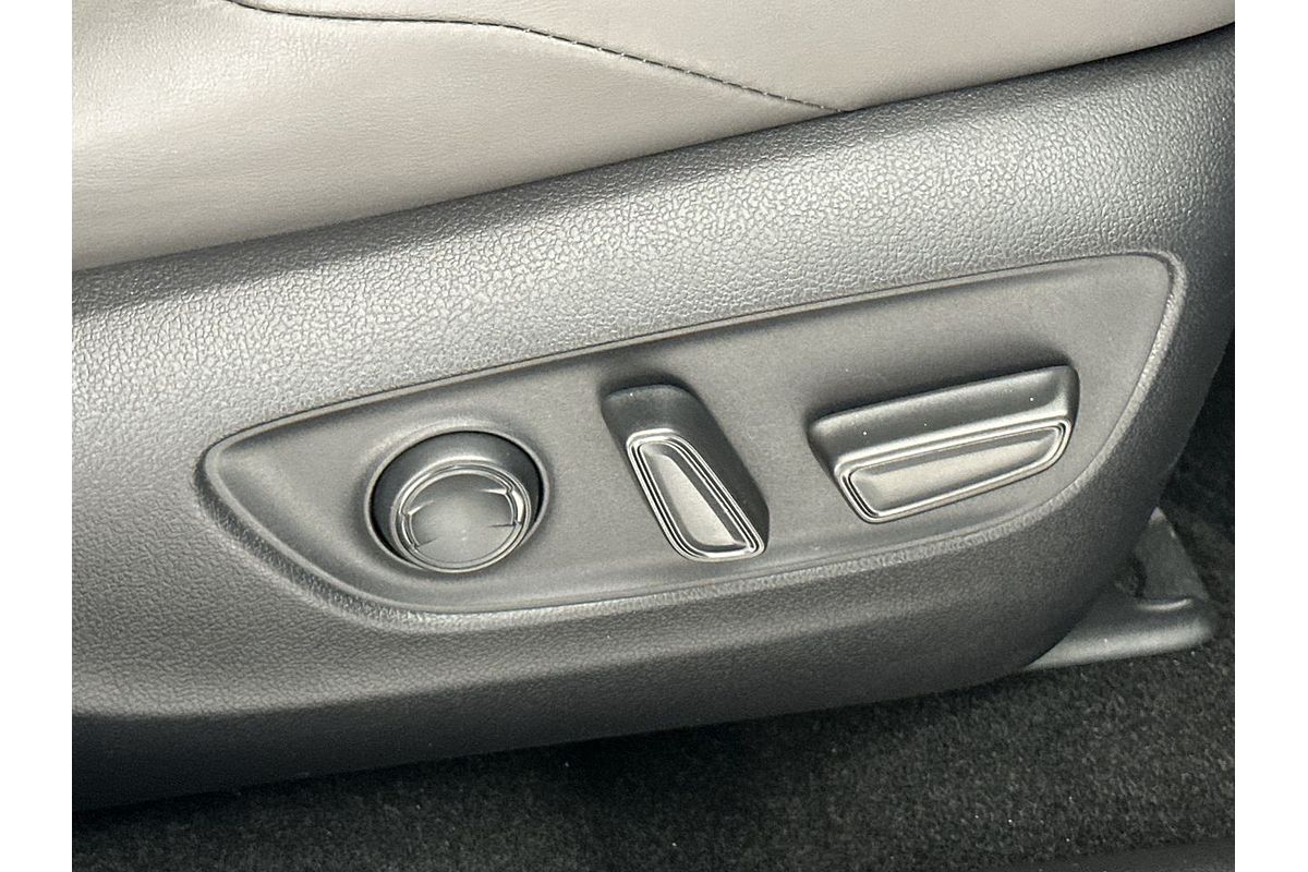 2022 Toyota RAV4 Edge AXAA54R