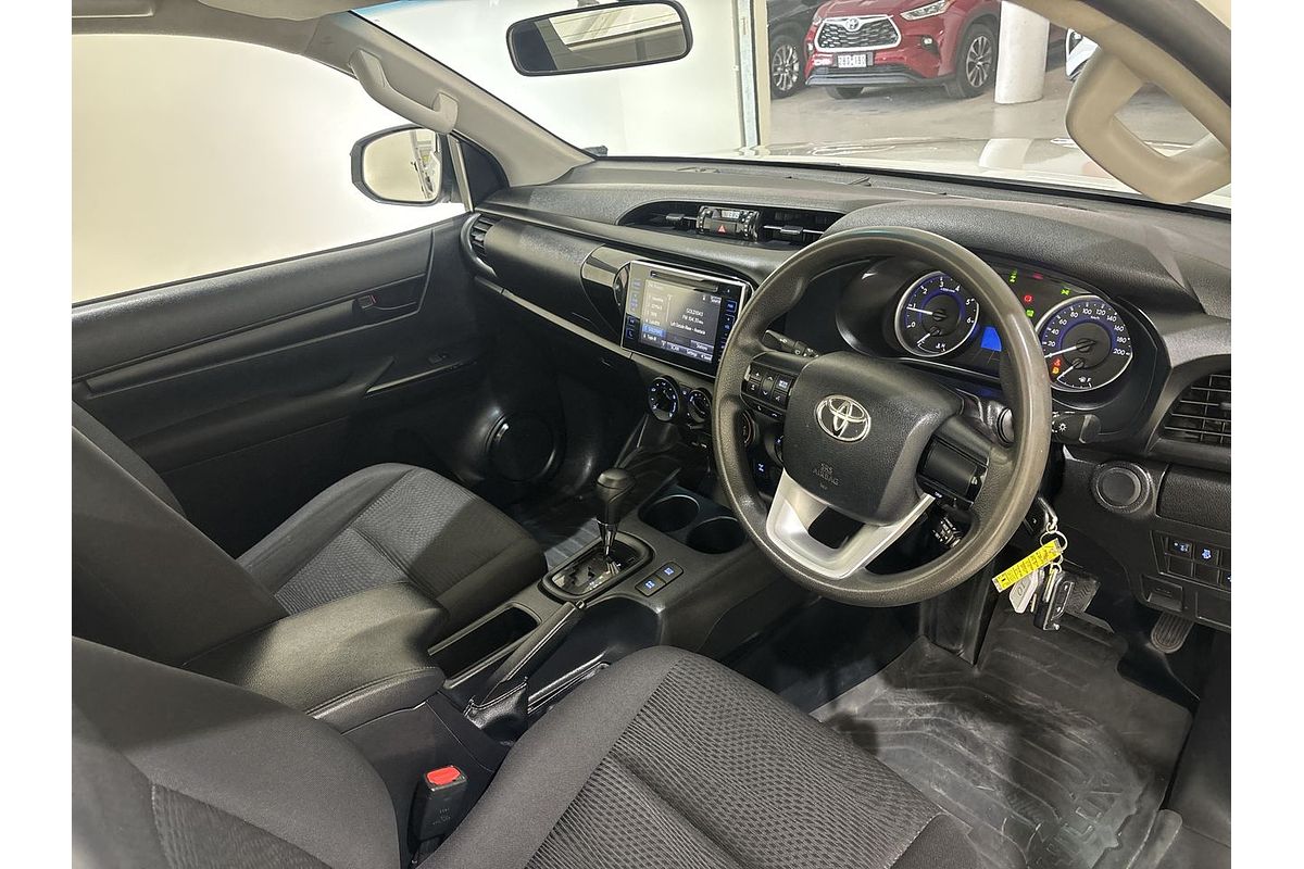 2018 Toyota Hilux SR GUN126R 4X4