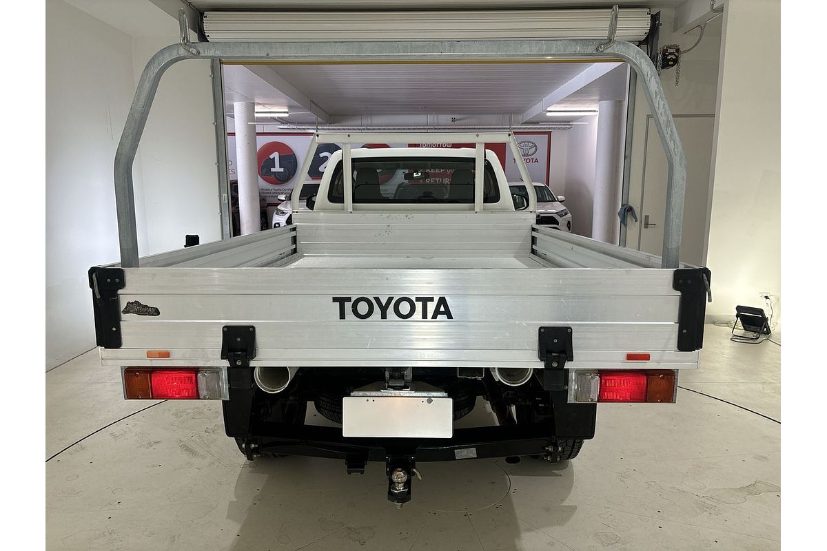 2018 Toyota Hilux SR GUN126R 4X4