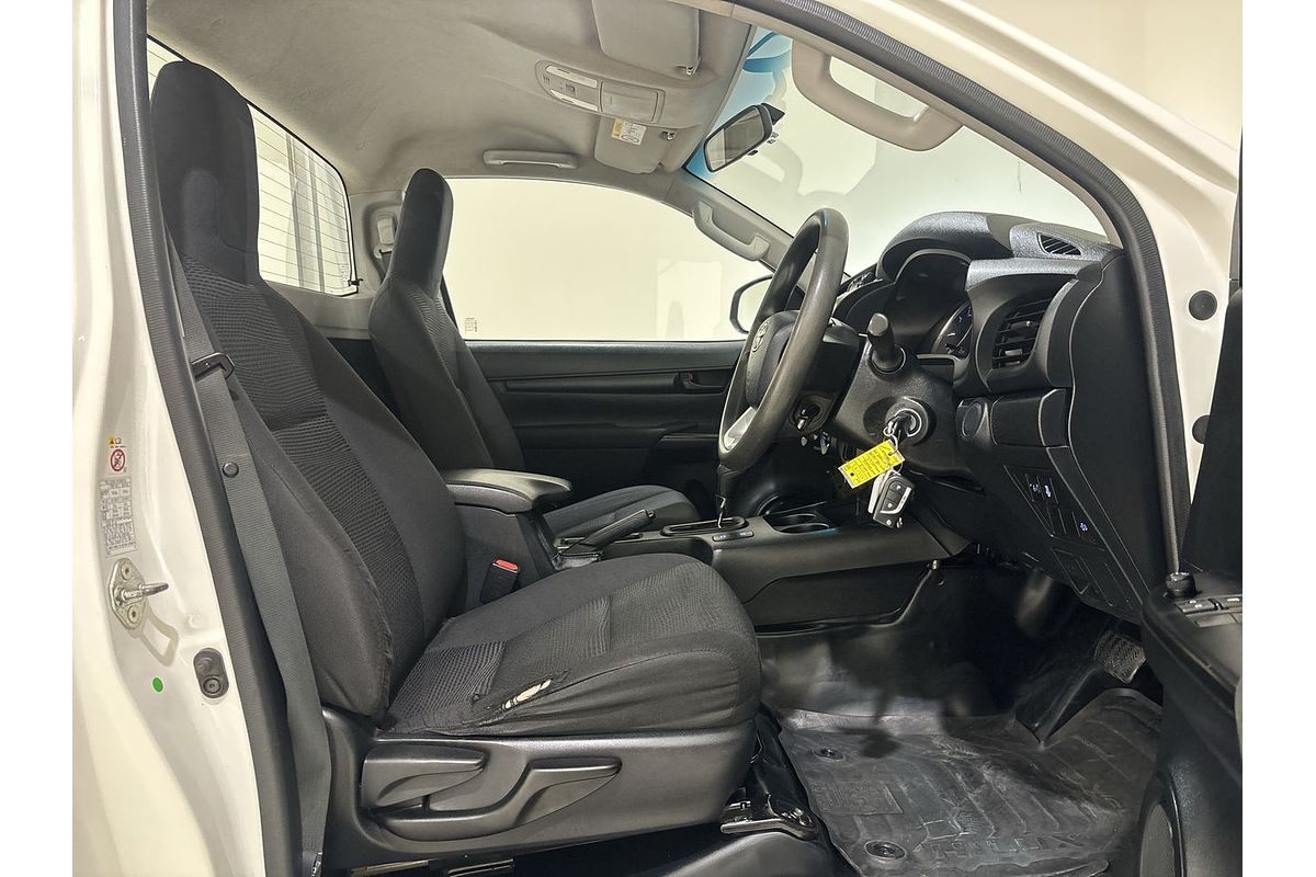 2018 Toyota Hilux SR GUN126R 4X4