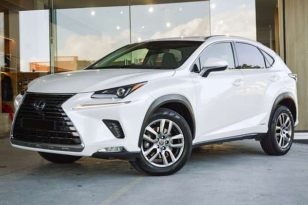 2018 Lexus NX NX300h Luxury AYZ10R