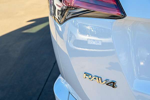 2018 Toyota RAV4 GX ZSA42R