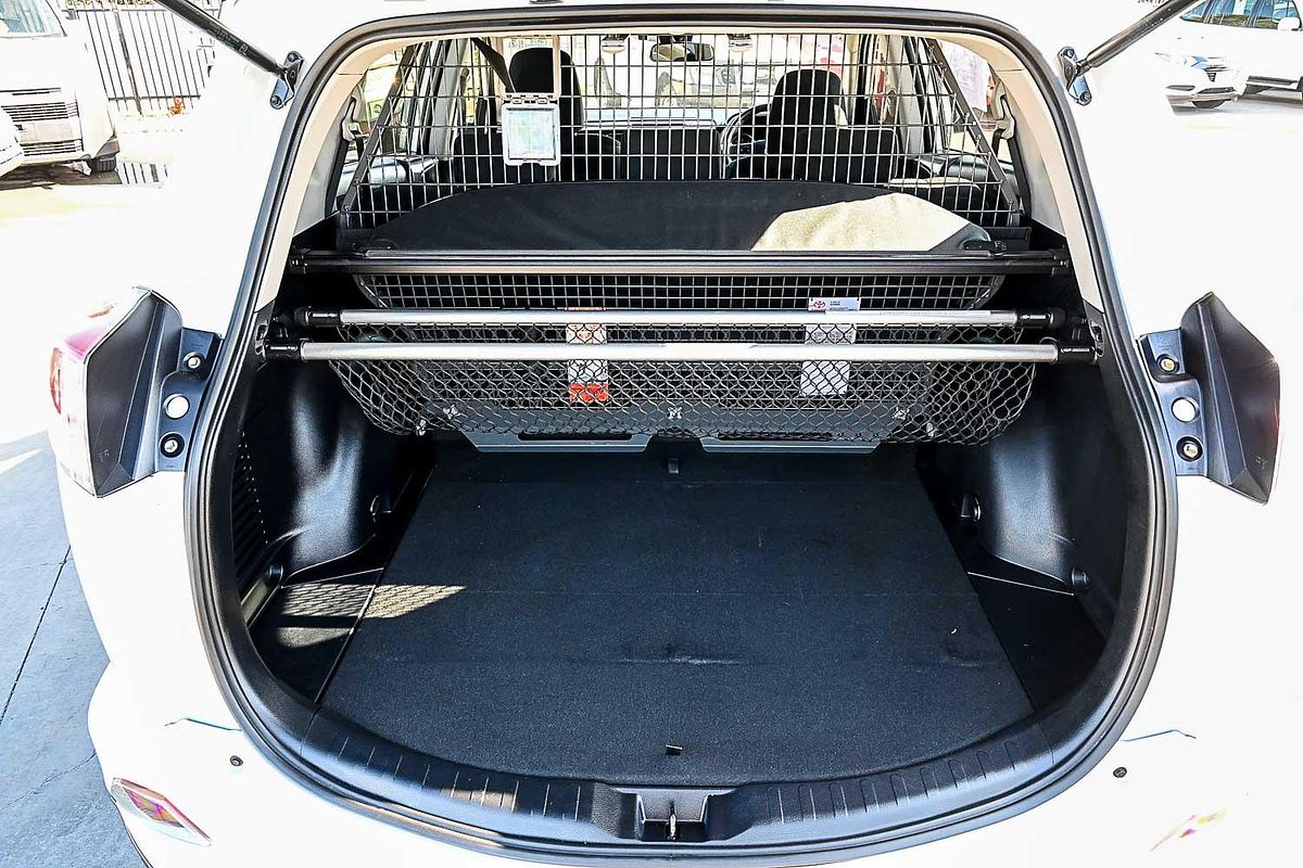 2018 Toyota RAV4 GX ZSA42R