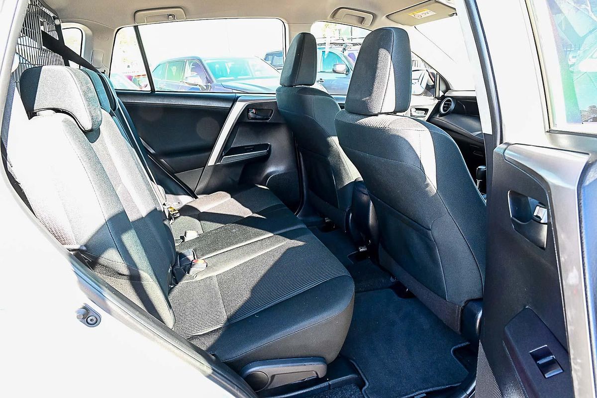 2018 Toyota RAV4 GX ZSA42R