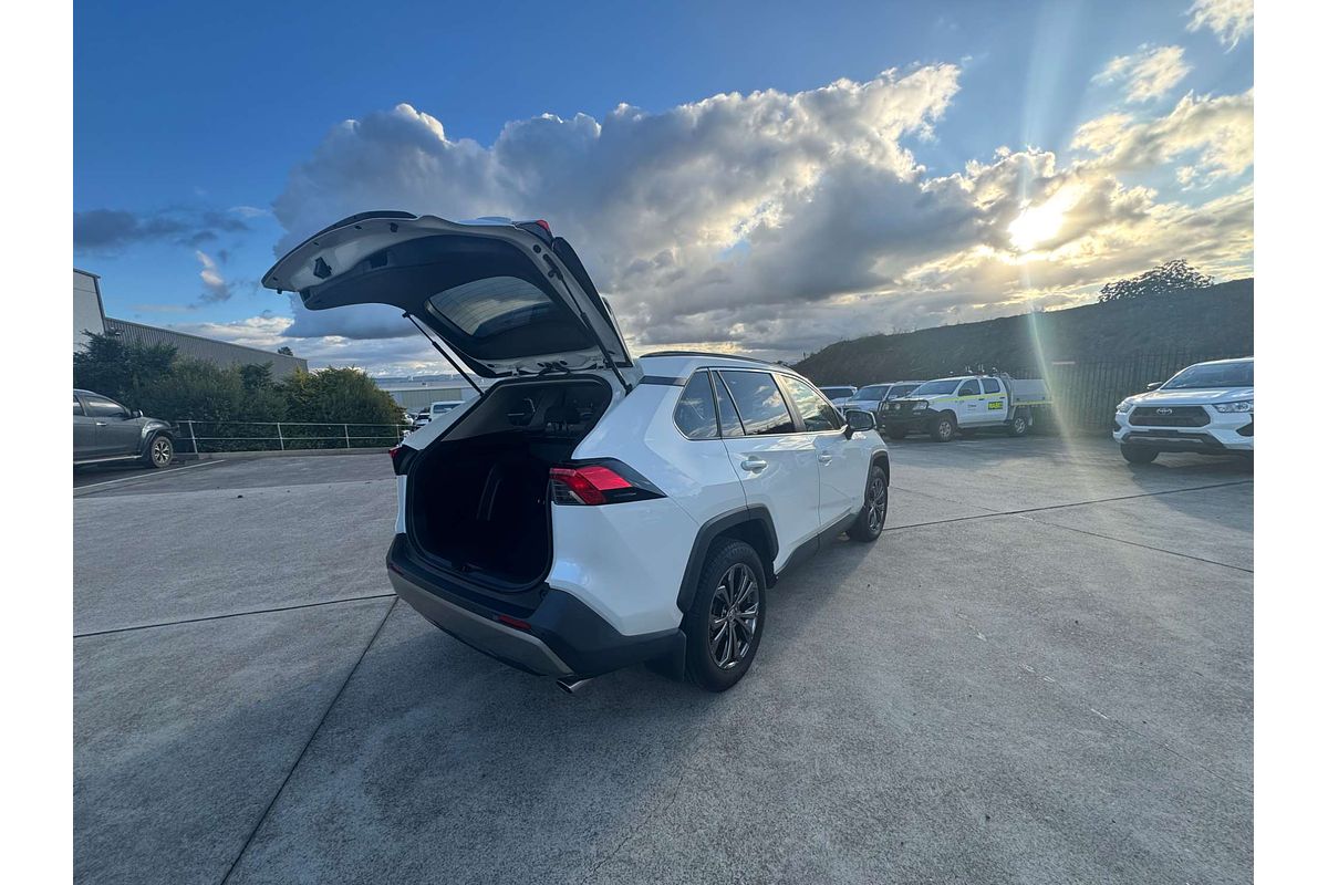 2022 Toyota RAV4 GXL MXAA52R