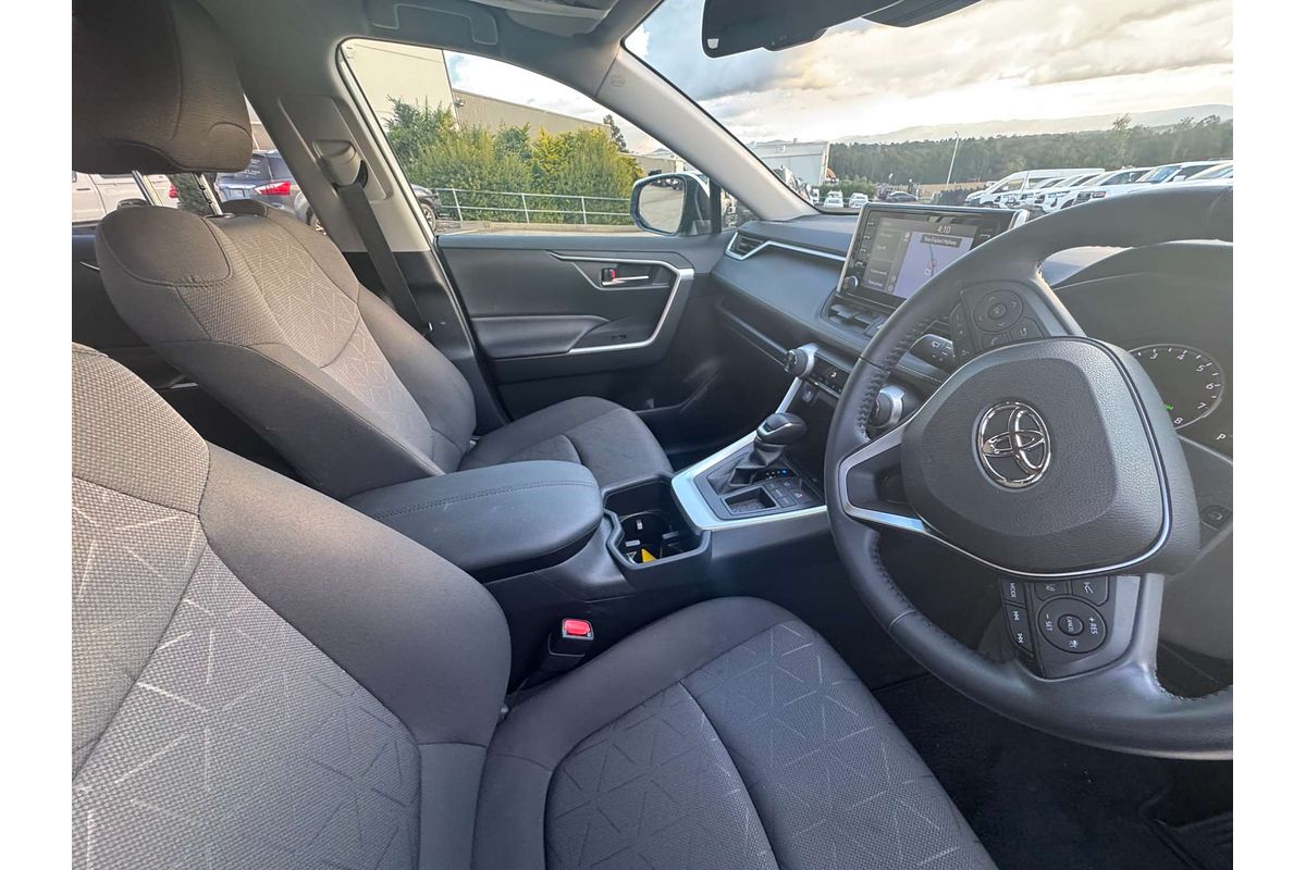 2022 Toyota RAV4 GXL MXAA52R