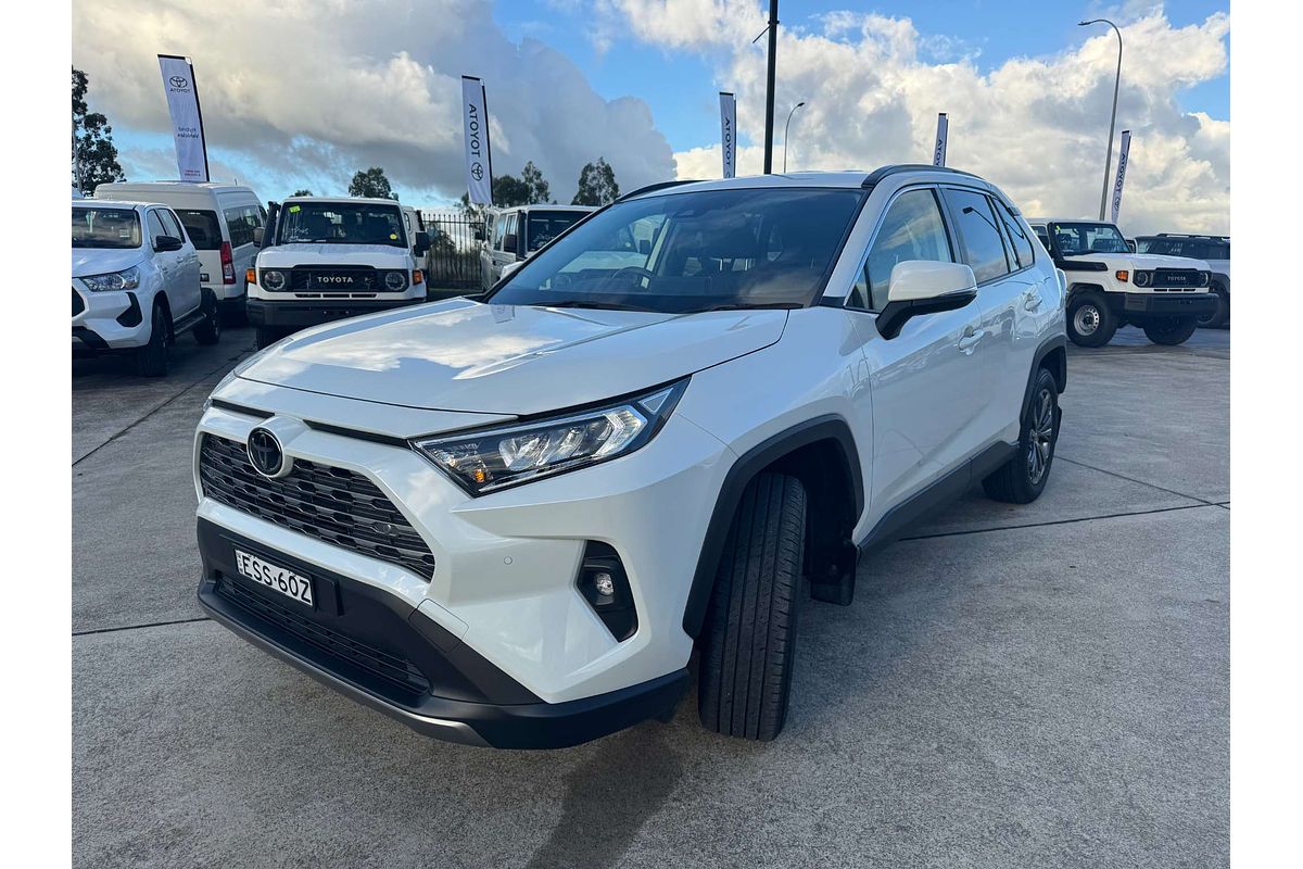 2022 Toyota RAV4 GXL MXAA52R