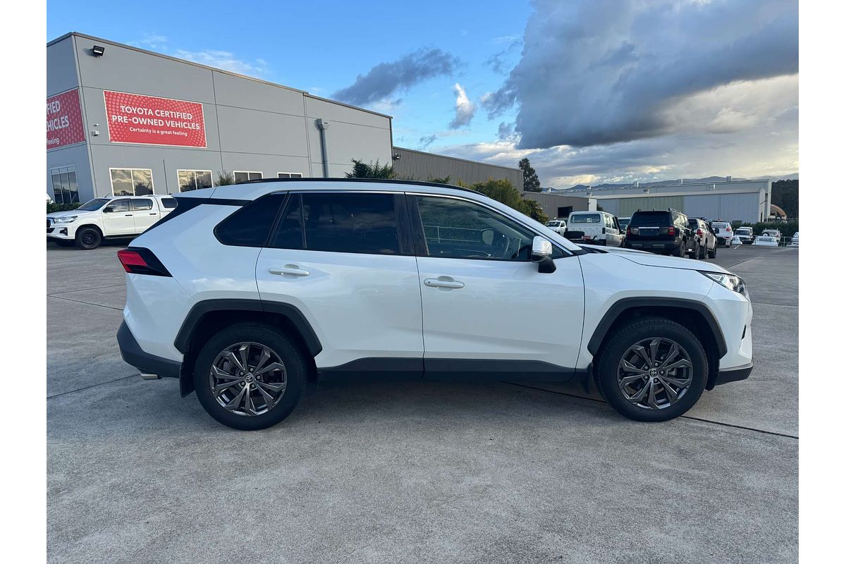 2022 Toyota RAV4 GXL MXAA52R