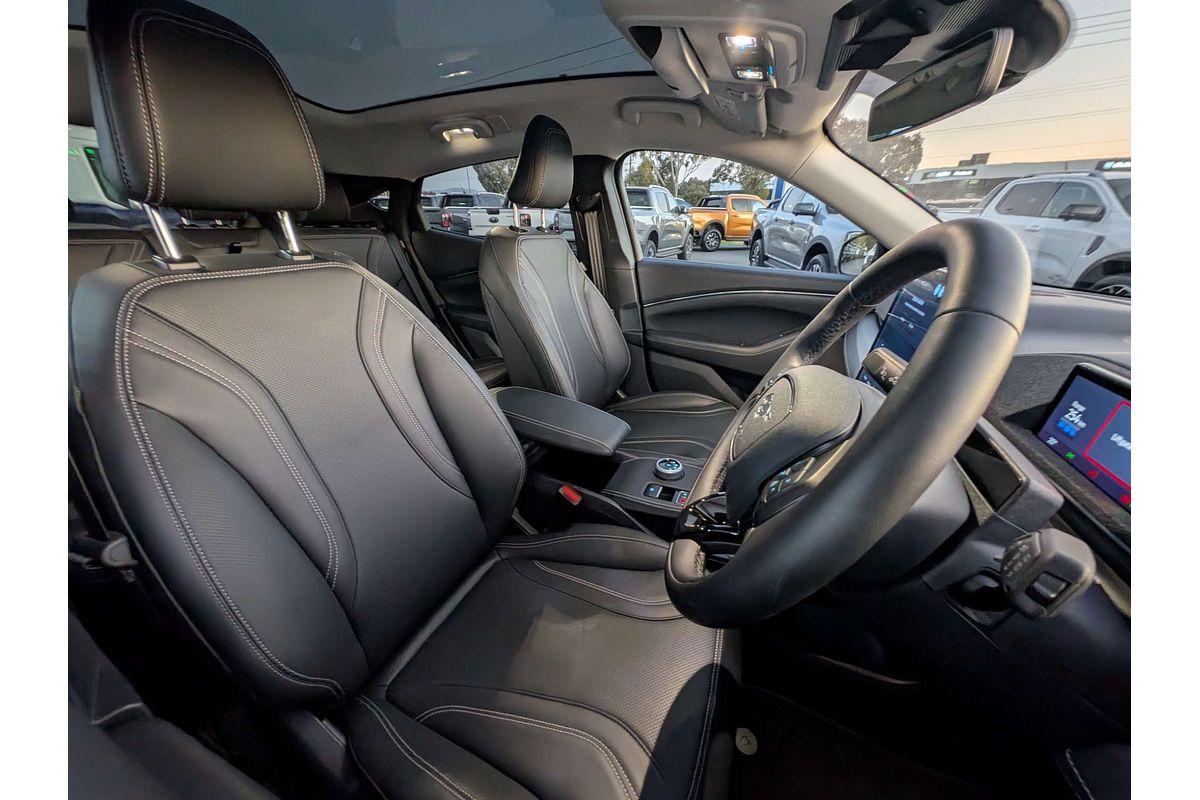 2023 Ford Mustang Mach-E Select