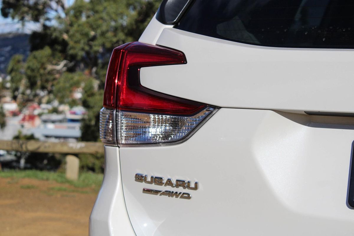 2023 Subaru Forester 2.5i Premium S5