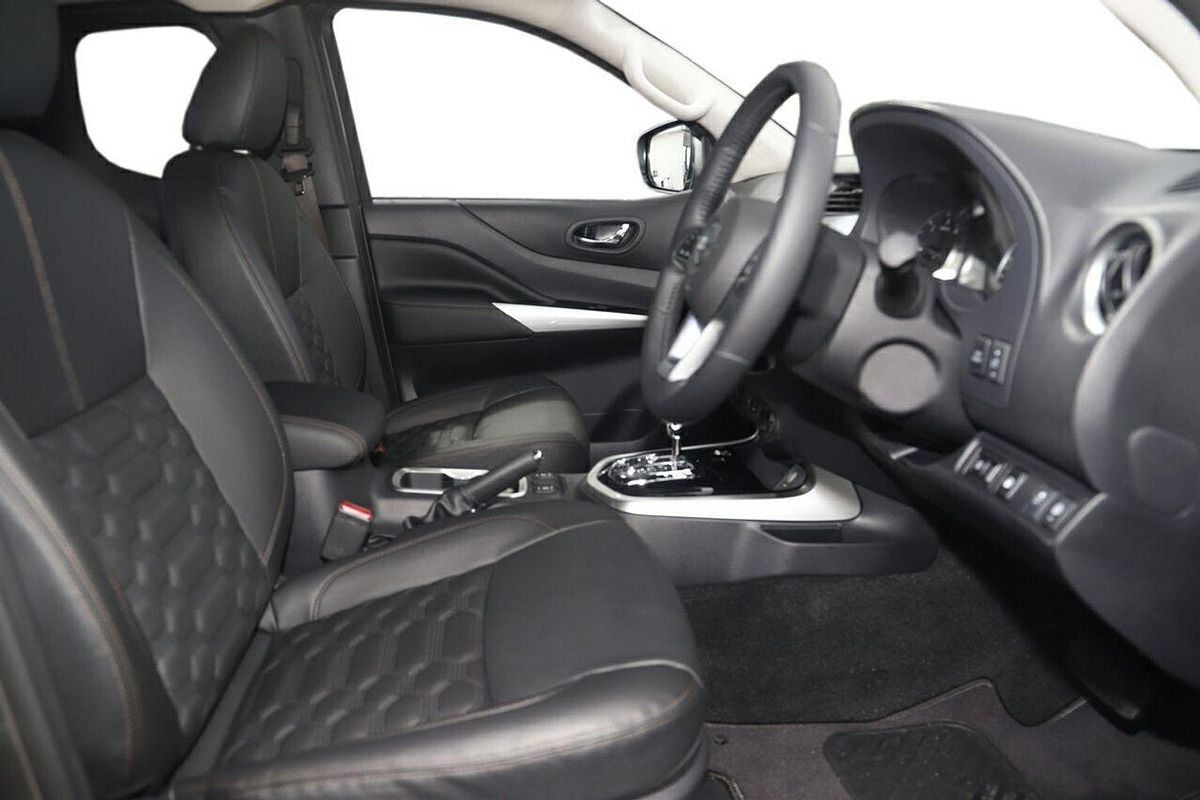 2024 Nissan Navara ST-X D23 4X4