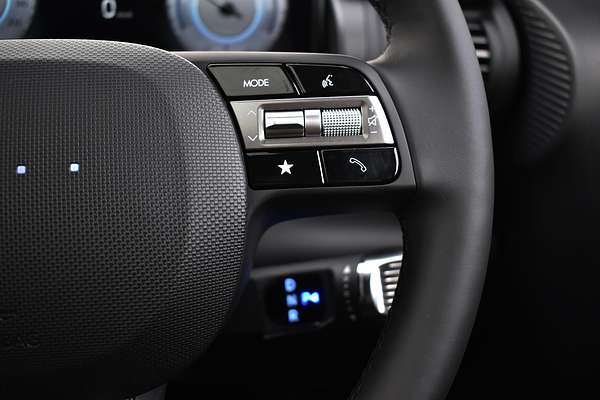 2025 Hyundai INSTER Cross AX.V1