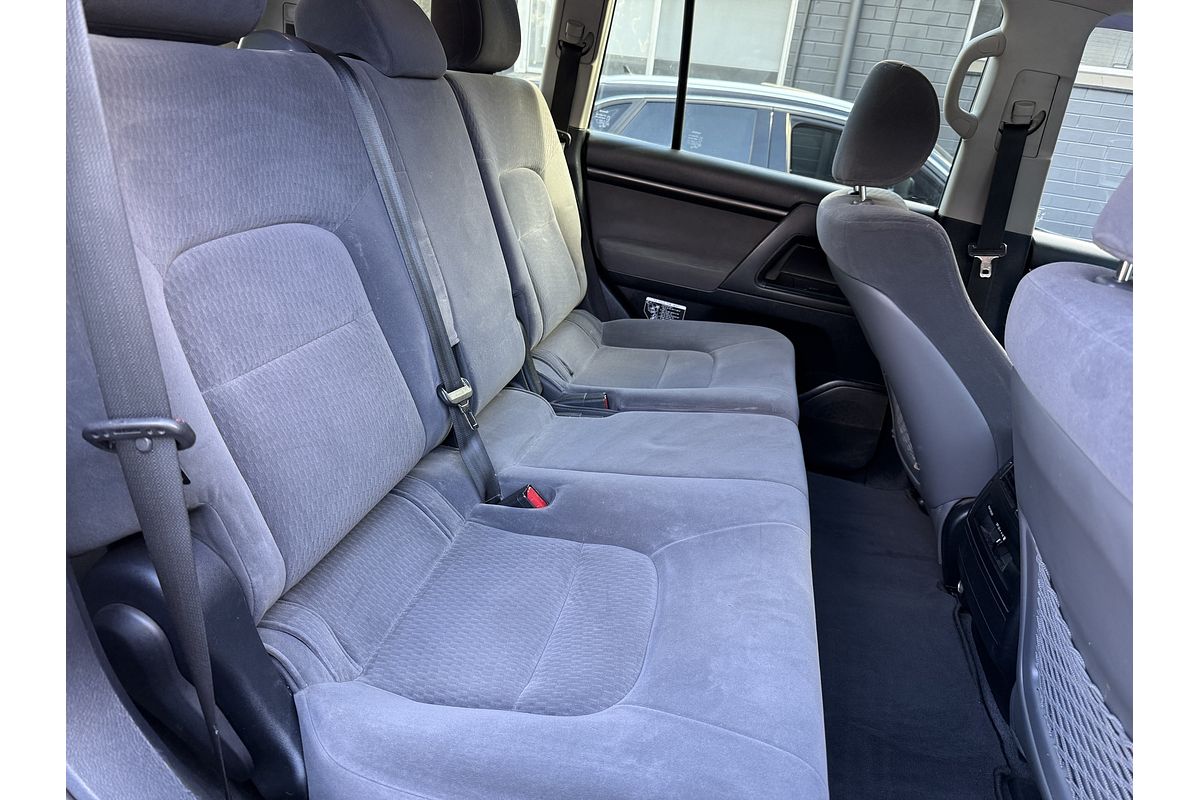 2012 Toyota Landcruiser GXL VDJ200R