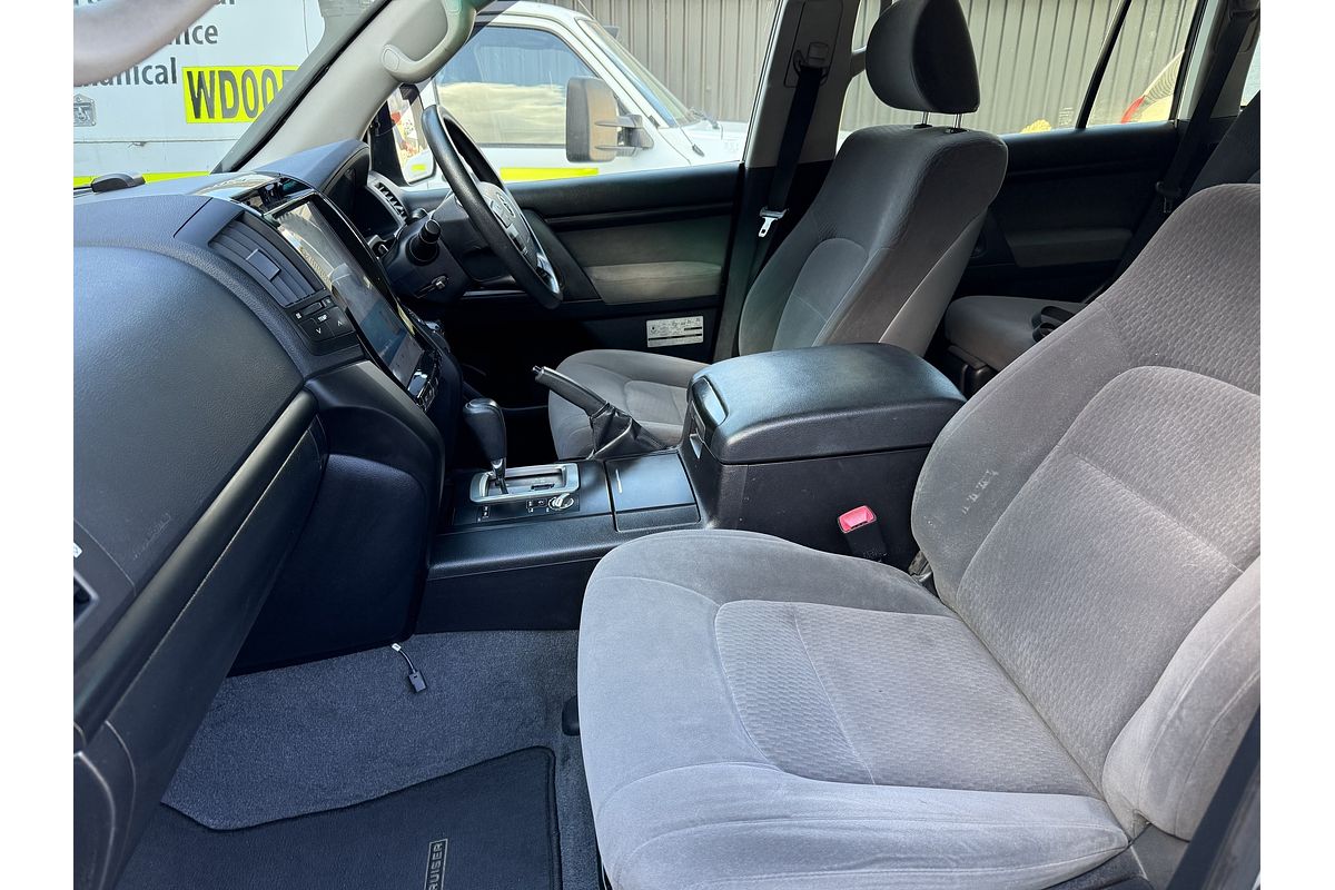 2012 Toyota Landcruiser GXL VDJ200R