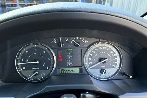 2012 Toyota Landcruiser GXL VDJ200R