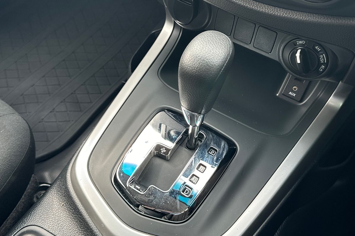 2019 Nissan Navara RX D23 Series 4 4X4