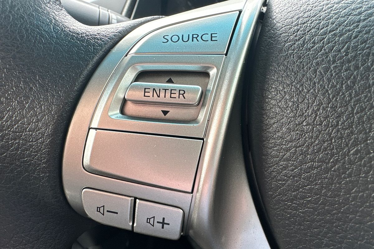 2019 Nissan Navara RX D23 Series 4 4X4