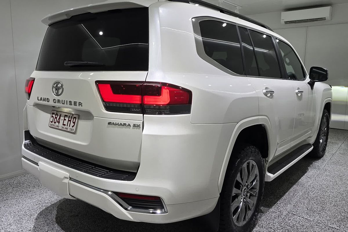 2022 Toyota Landcruiser Sahara ZX FJA300R