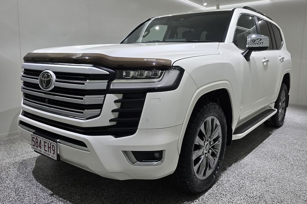 2022 Toyota Landcruiser Sahara ZX FJA300R