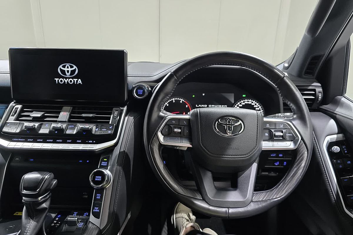 2022 Toyota Landcruiser Sahara ZX FJA300R