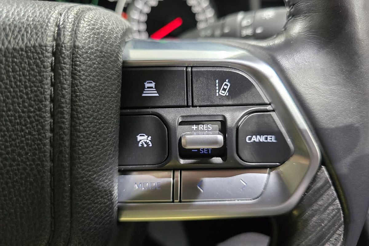 2022 Toyota Landcruiser Sahara ZX FJA300R