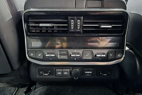 2022 Toyota Landcruiser Sahara ZX FJA300R
