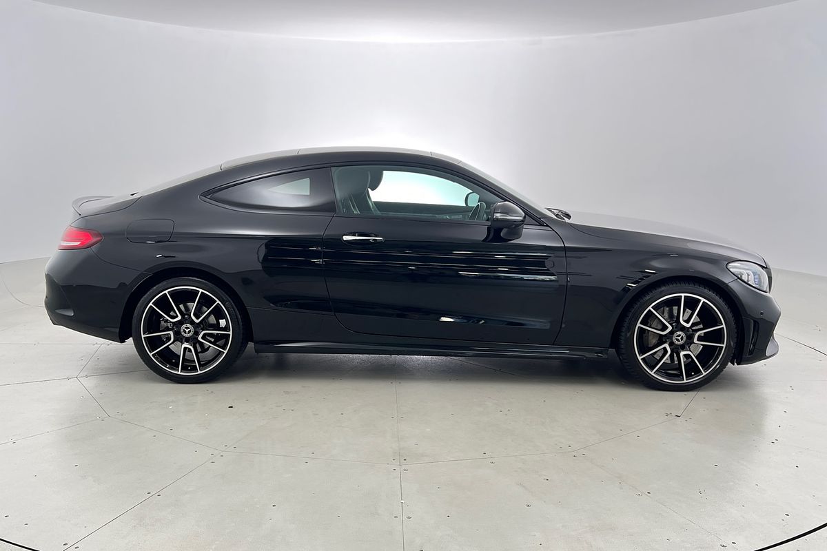 2021 Mercedes-Benz C-Class C300 C205