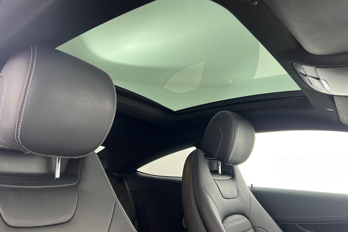 2021 Mercedes-Benz C-Class C300 C205