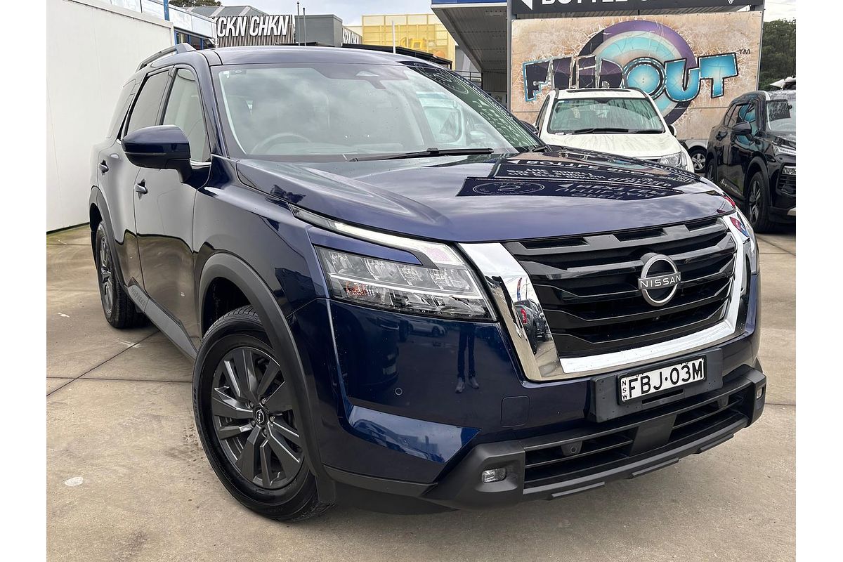 2022 Nissan Pathfinder ST-L R53