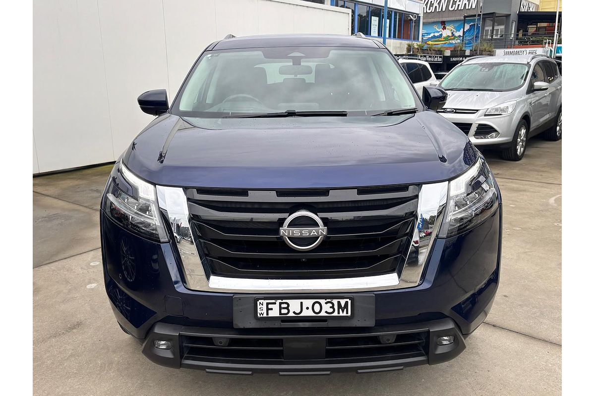 2022 Nissan Pathfinder ST-L R53