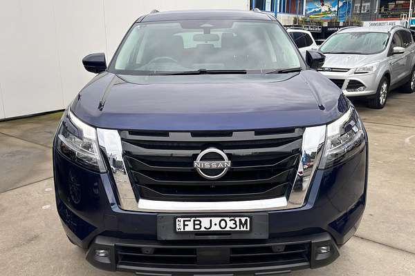 2022 Nissan Pathfinder ST-L R53