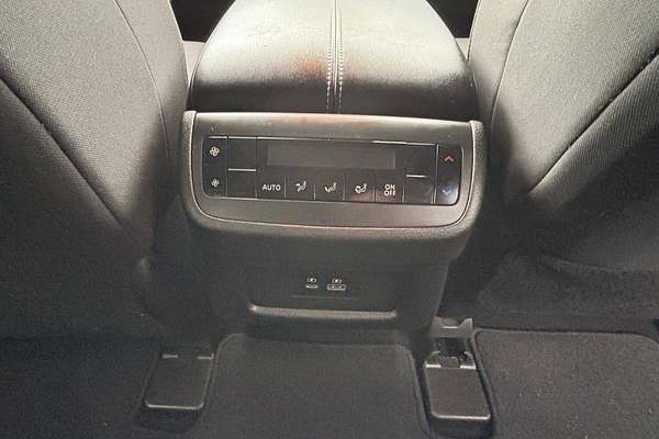 2022 Nissan Pathfinder ST-L R53