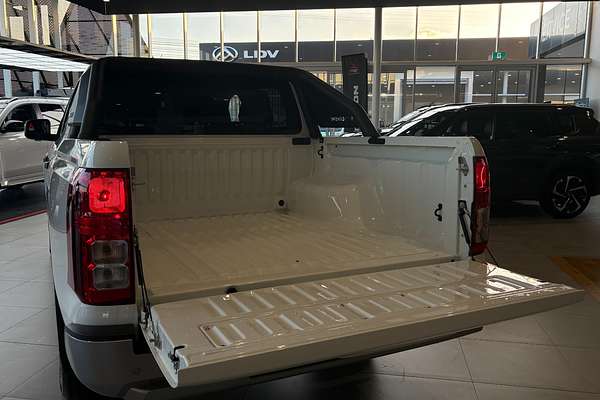 2024 Mitsubishi Triton GLX-R MV 4X4