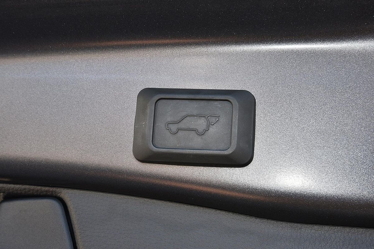 2021 Toyota RAV4 Cruiser AXAH52R