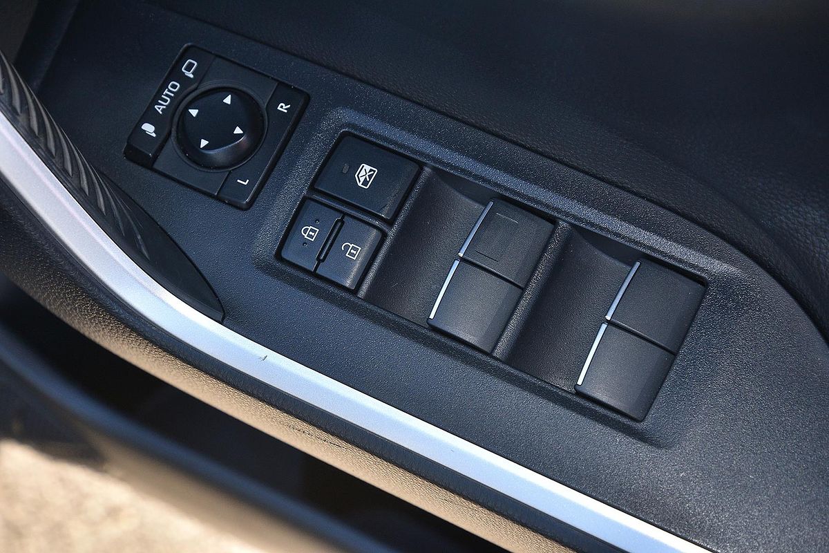 2021 Toyota RAV4 Cruiser AXAH52R