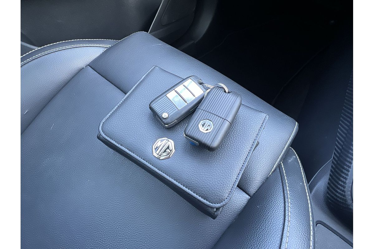 2018 MG ZS Essence AZS1