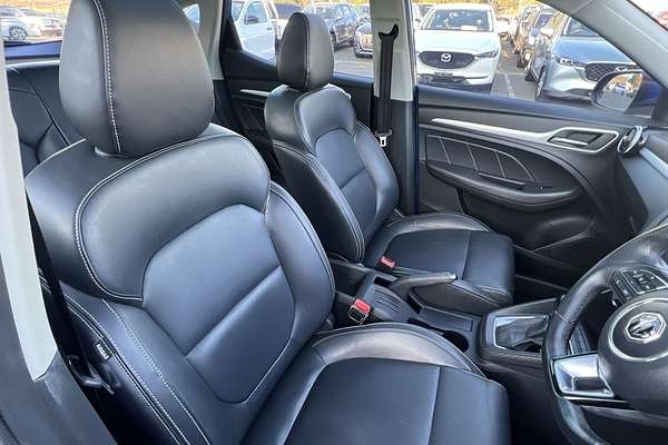 2018 MG ZS Essence AZS1