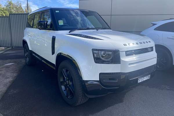 2025 Land Rover Defender 110 D350 X-Dynamic SE L663