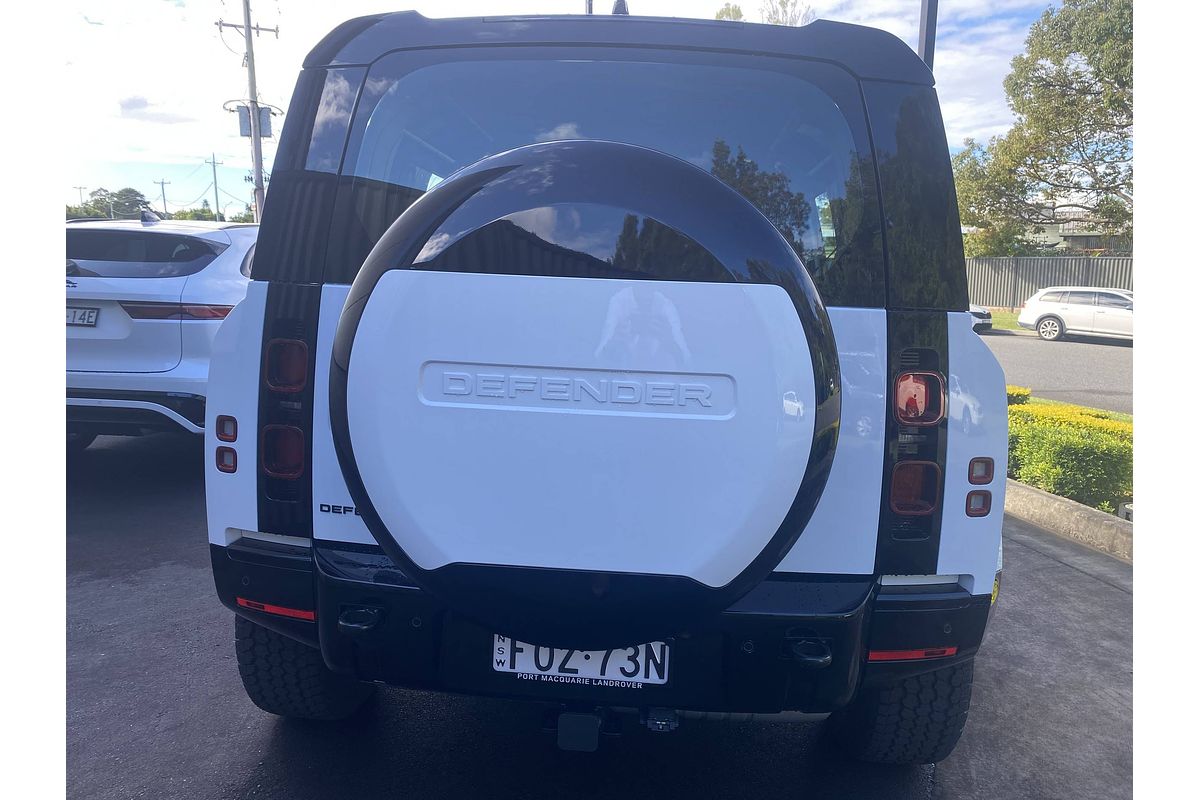 2025 Land Rover Defender 110 D350 X-Dynamic SE L663